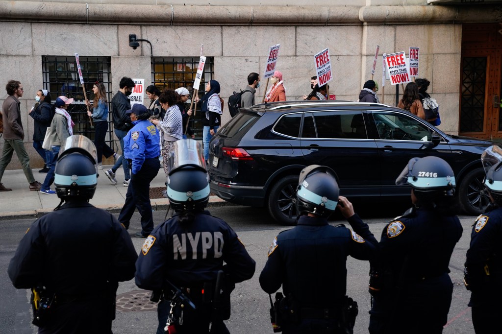 NYPD vigilant against threats, ready for protests as Mideast conflict widens, Oct. 7 anniversary looms