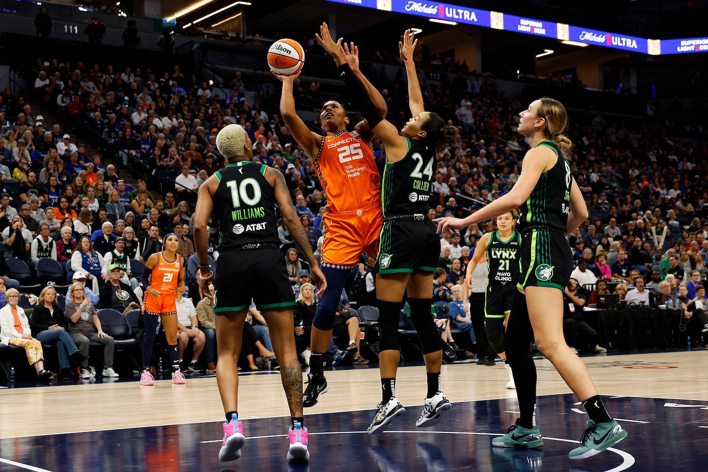 Sun did their job on the road, and can wrap up this WNBA semifinal series at home