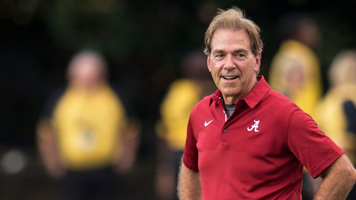 Arkansas HOF Coach Recalls Nick Saban’s Hilarious Response to Basketball Challenge: “Might Be Calling a Lot of Fouls”