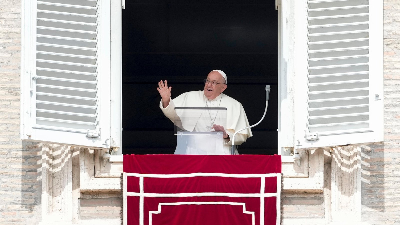 Pope denounces slaying of Honduran environmental defender