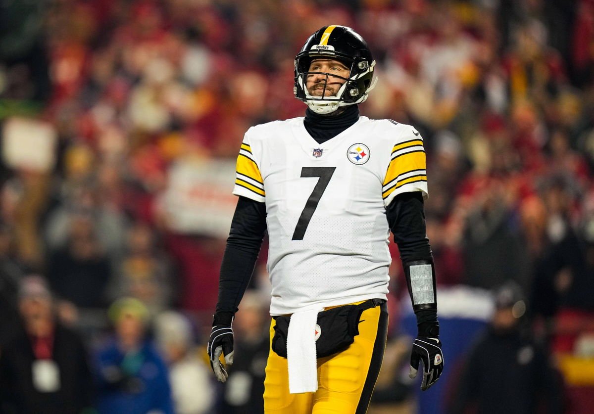 Steelers Legend Ben Roethlisberger Shuts Down Coaching Talk as Offense Continues to Struggle