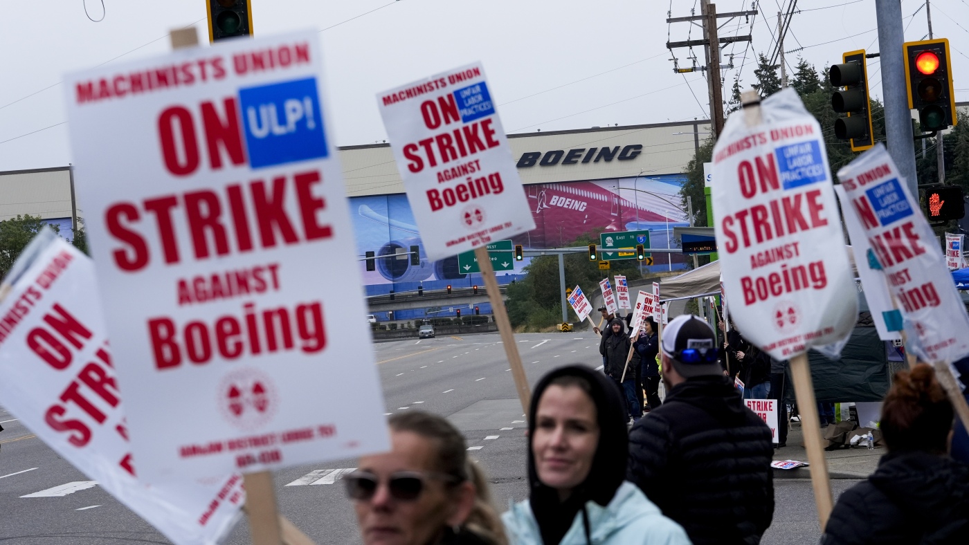 Boeing makes a 'final offer' to striking workers, but union says it's not good enough