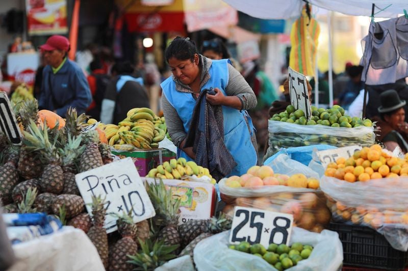 Bolivia inflation nears decade-high in August