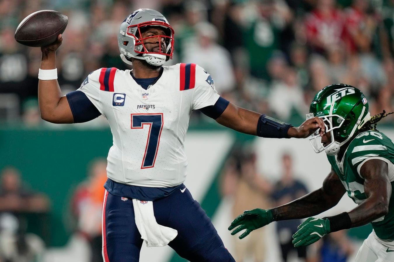 Jerod Mayo Doubles Down On Jacoby Brissett’s ‘Grit’ As Patriots Starter