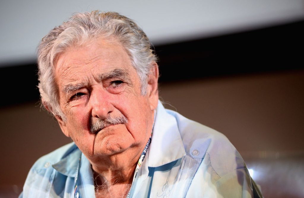 José Mujica se somete a operación para colocarle sonda de alimentación, informa su médica