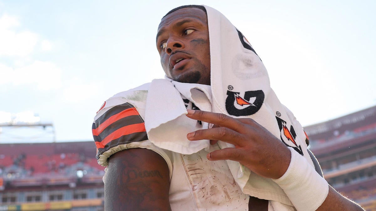 Browns' Kevin Stefanski says 'we're not changing quarterbacks' after Deshaun Watson struggles again in loss