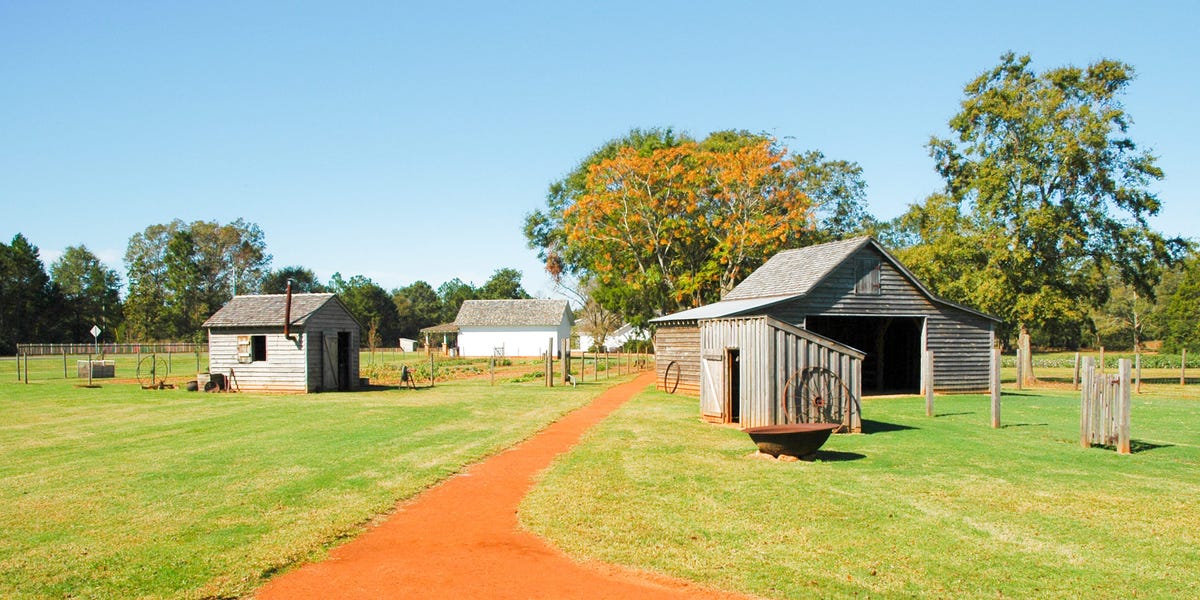 Look inside Jimmy Carter's peanut farm, where he grew up with no electricity or running water