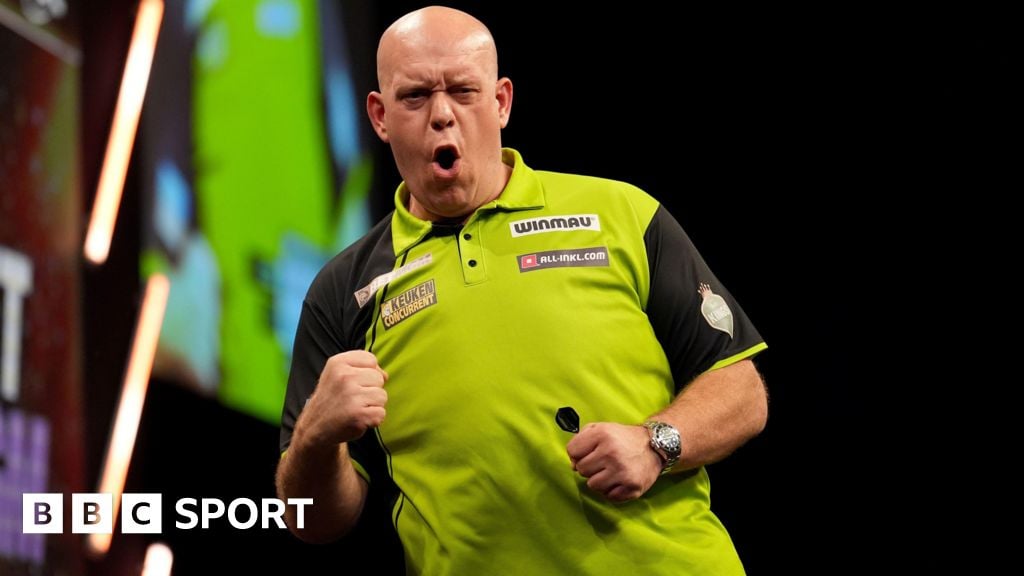 Van Gerwen wins first Hungarian Darts Trophy title