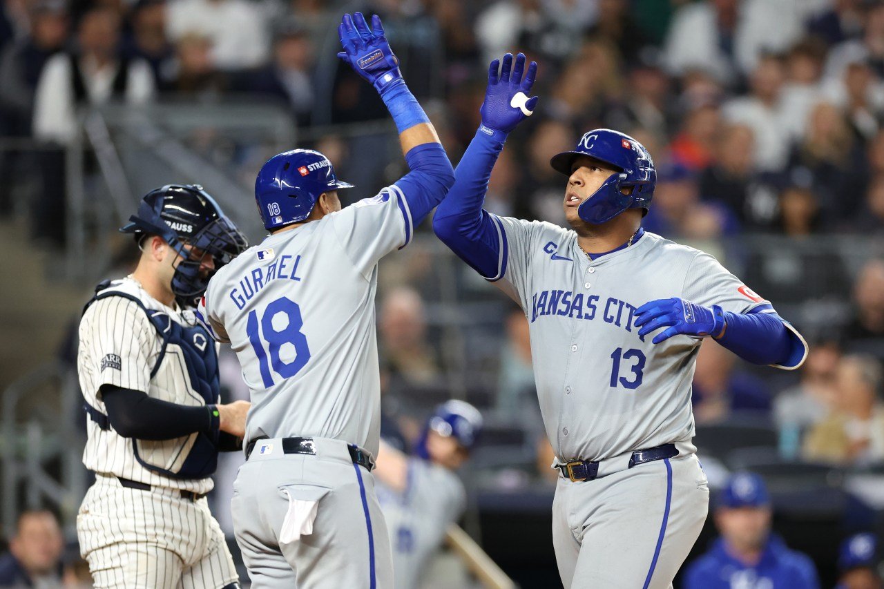 Kansas City wins Game 2 in ALDS