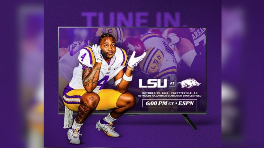 LSU announces kick-off time for Arkansas game in Fayetteville