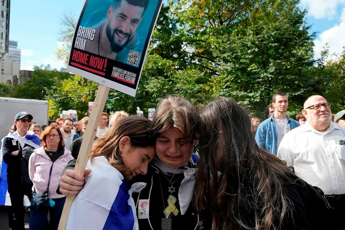 Prayers, protests and police as Canada marks anniversary of Hamas attack