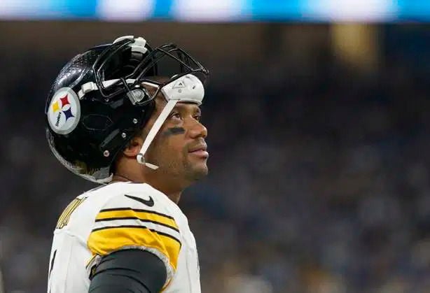 Mike Tomlin Seals Injured Russell Wilson’s QB1 Fate After Steelers Warned of Demoting Justin Fields