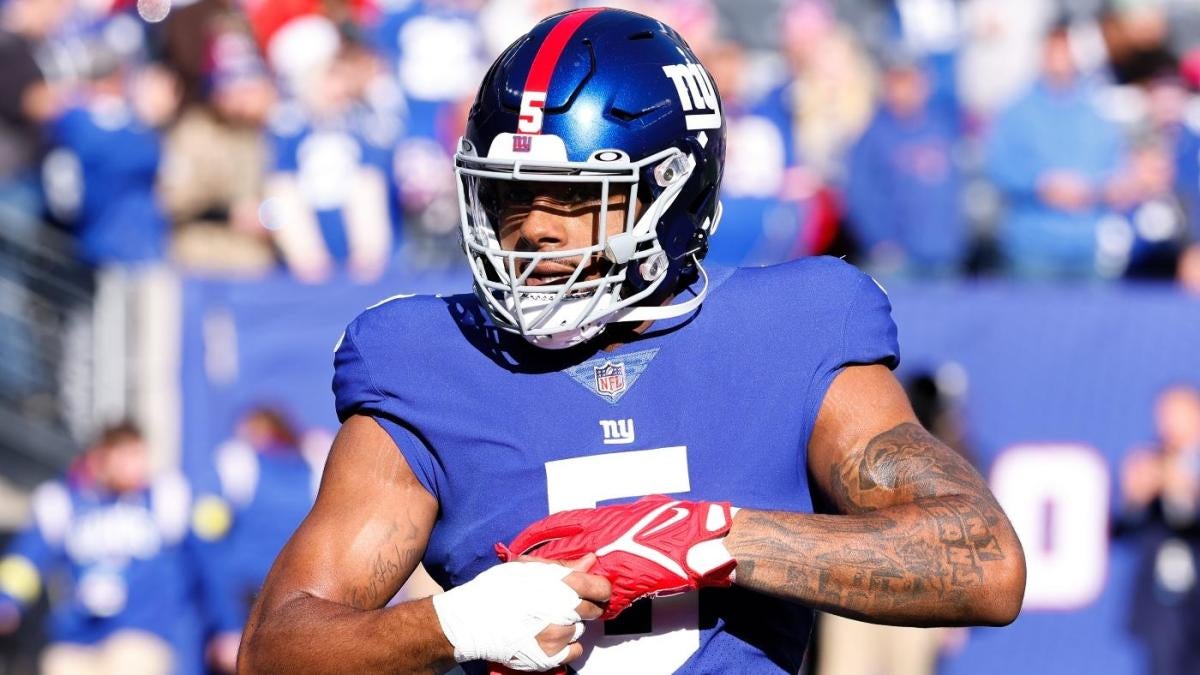 Giants' Kayvon Thibodeaux undergoes surgery for wrist fracture, pass rusher considered 'week to week'