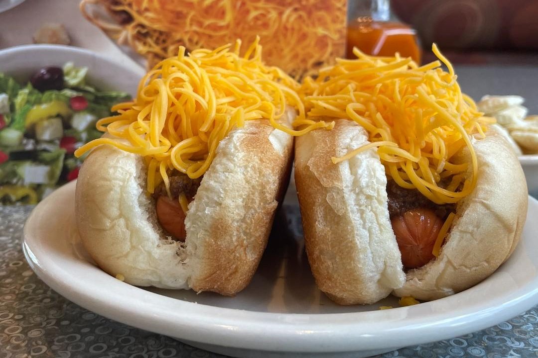 Ohio-based eatery breaks world record for hot dog photos