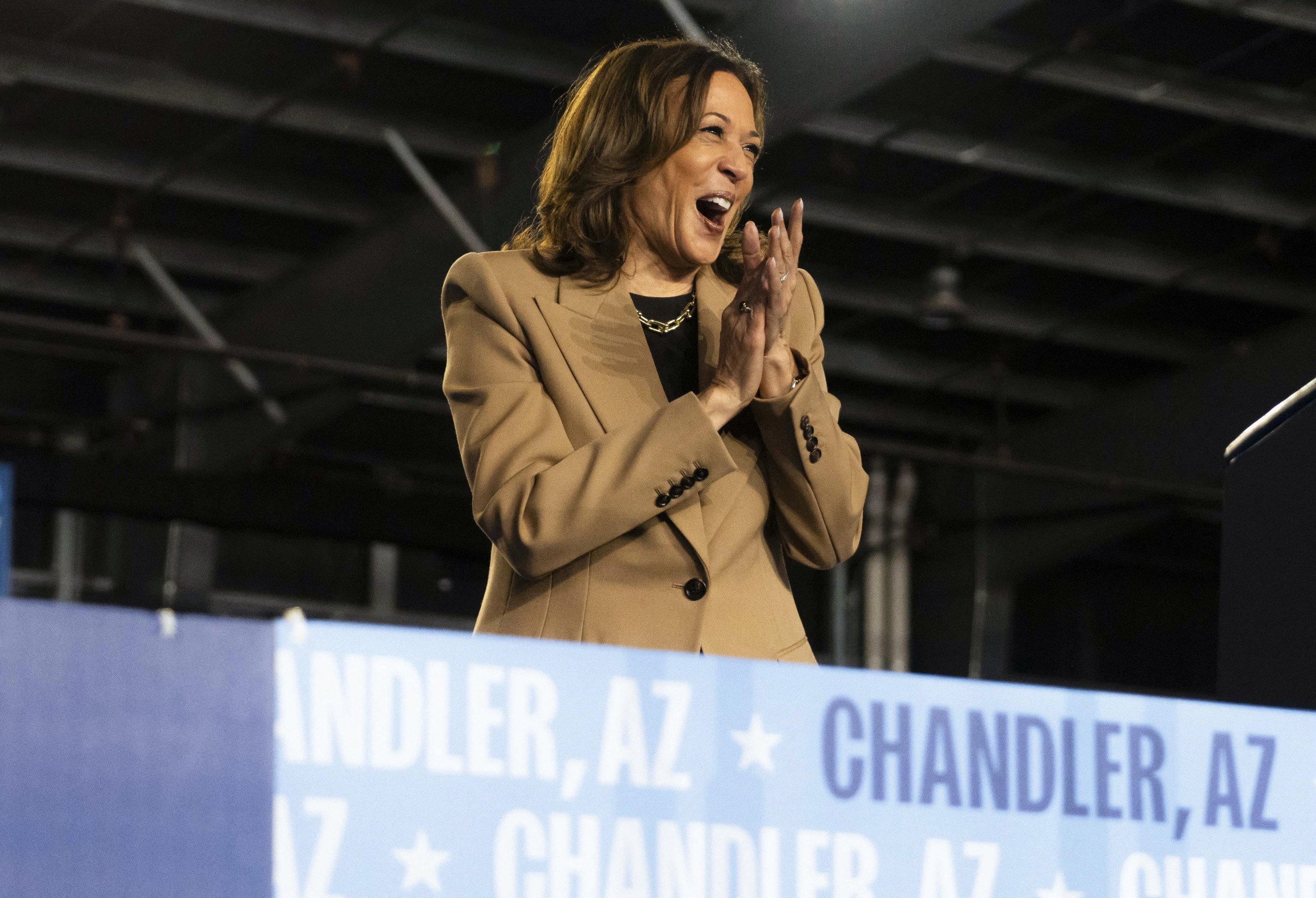 Kamala Harris' Chances of Winning Arizona as She Ramps Up Rallies