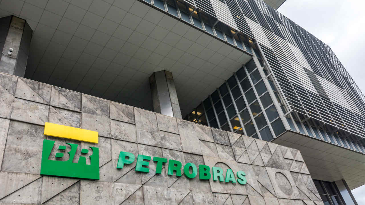 Petrobras: Primeiro o Brasil mas África é uma opção, diz diretora