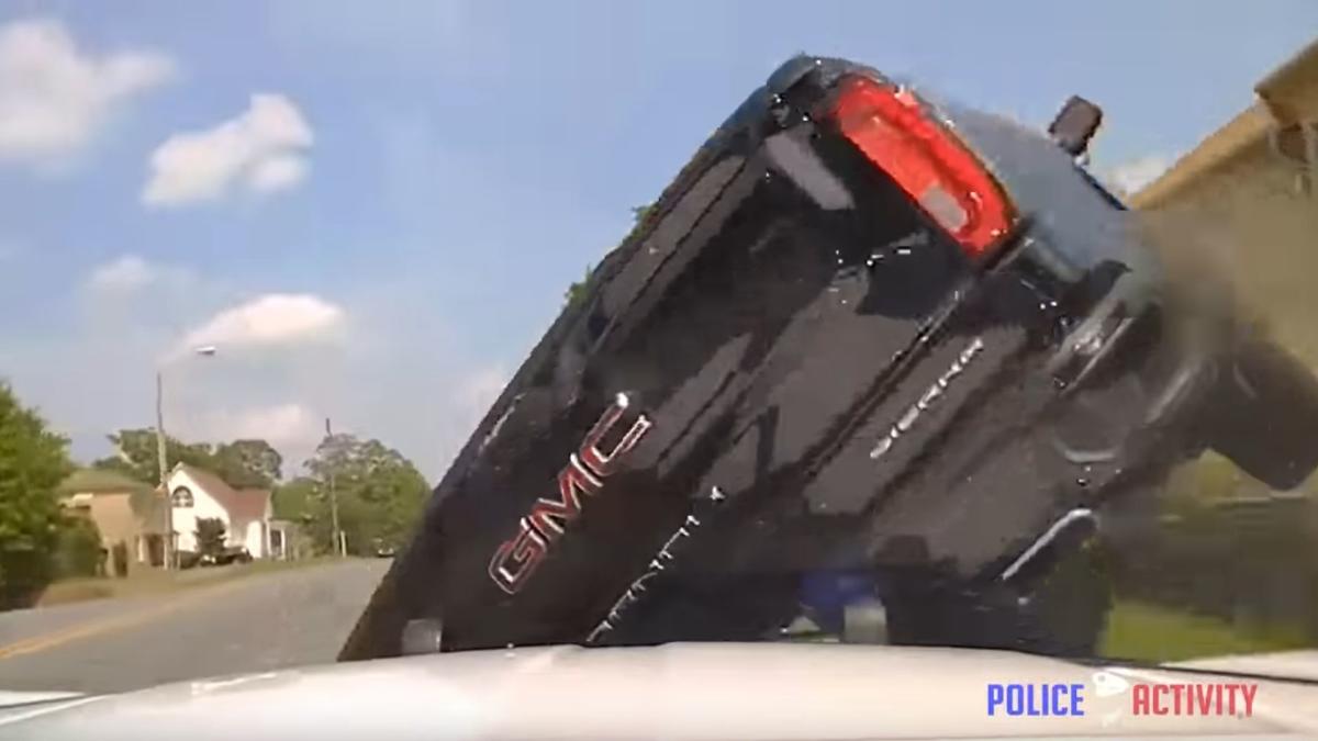 Arkansas Police Flip A Fleeing GMC Sierra