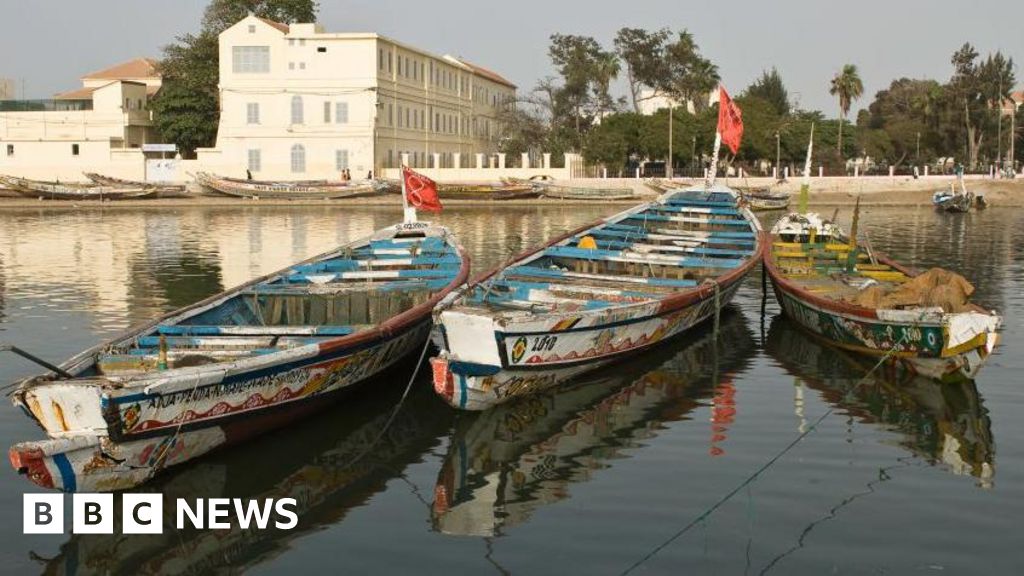 Boat with 30 decomposing bodies found off Senegal coast