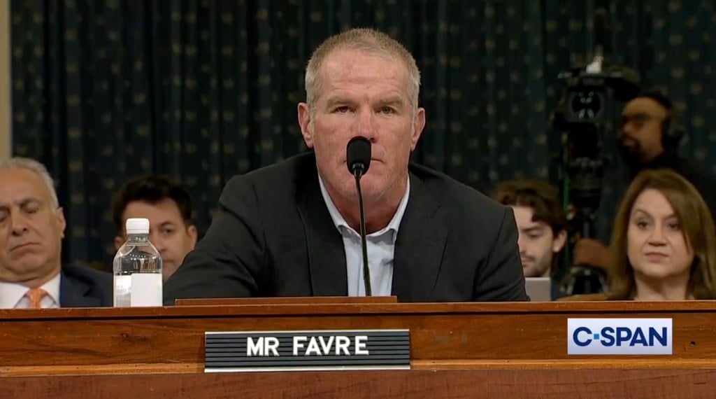 Brett Favre Reveals Parkinson’s Diagnosis During Congressional Hearing