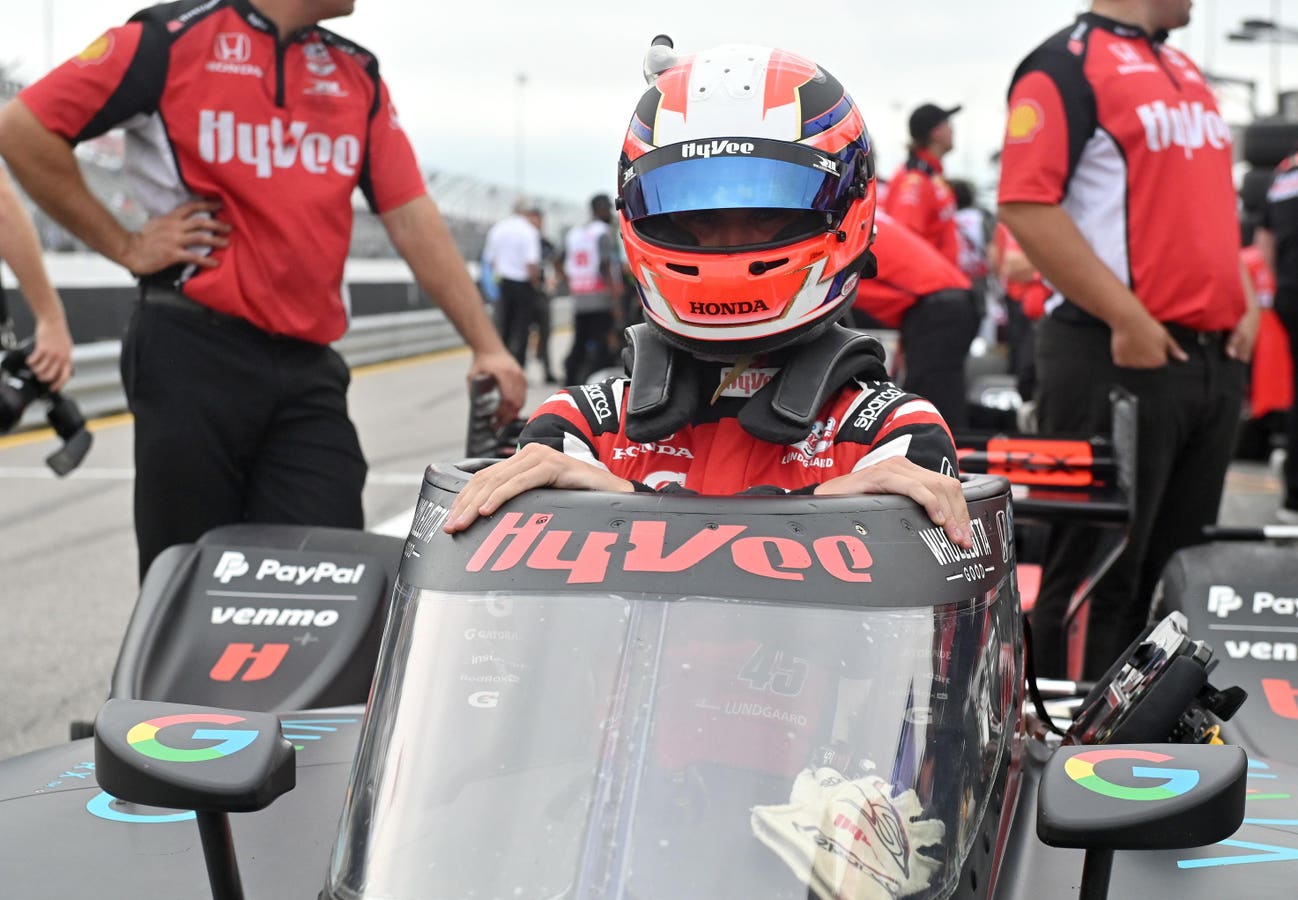 Hy-Vee Scales Back IndyCar Involvement, Leaves Rahal Letterman Lanigan