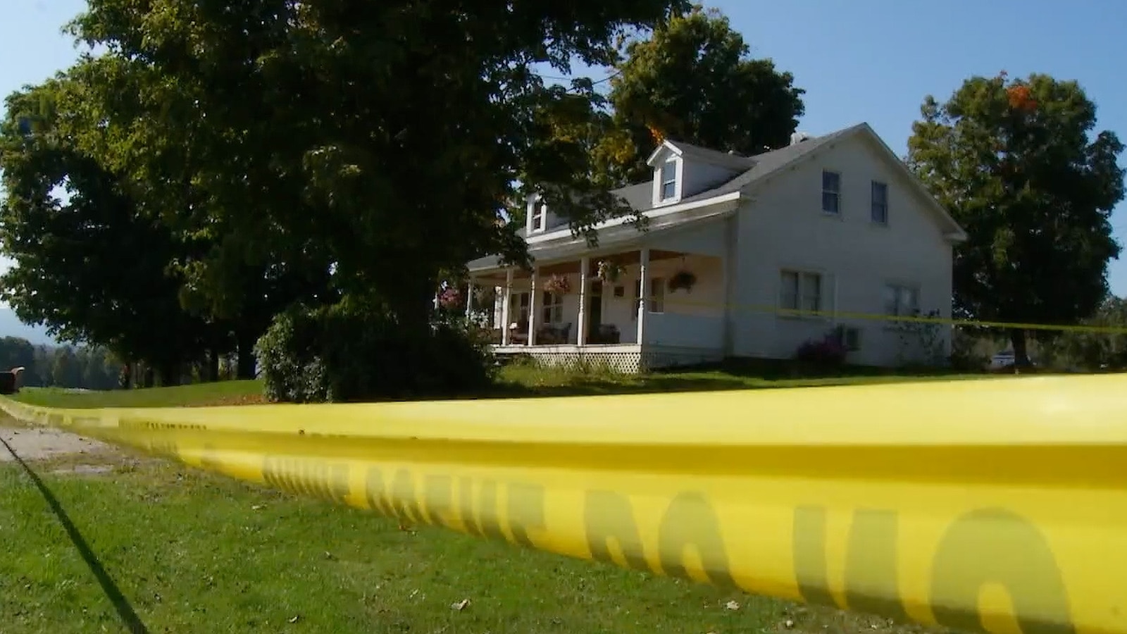 3 family members found shot to death at their home, no one in custody: Police