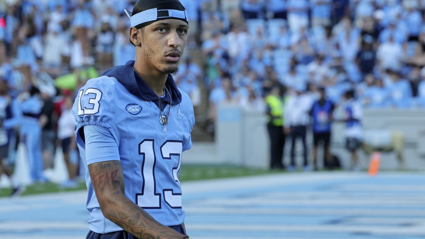 North Carolina football player Tylee Craft dies from rare lung cancer at 23