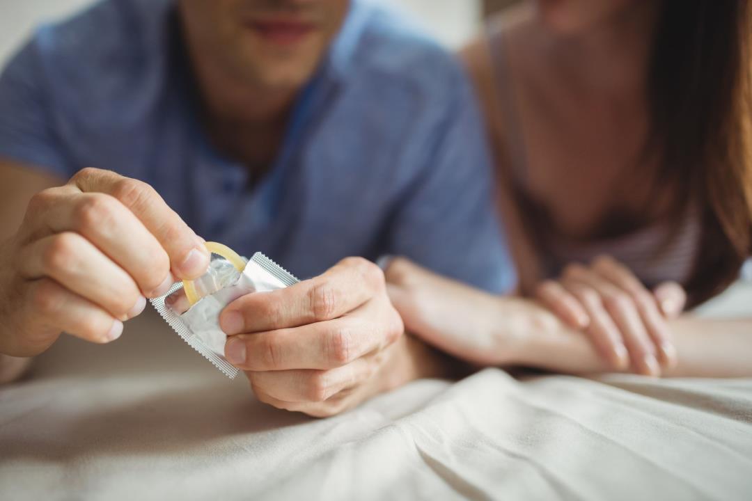 For Young Adults, Condoms Are a Big 'Uh, No'