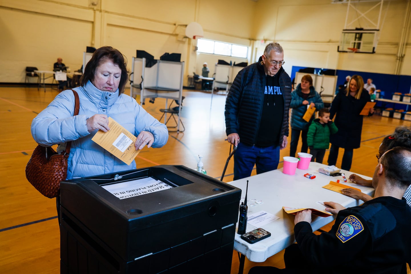 To vote in MA 2024, early voting starts on Saturday, October 19th