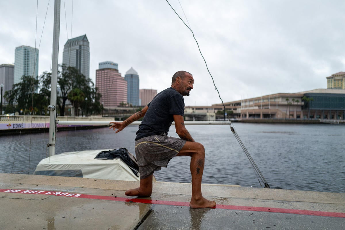 'Lieutenant Dan,' who gained fame riding out hurricanes on boat, is arrested in Florida