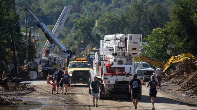 North Carolina official reveals shocking damage to tourist town: 'All of it was washed into the lake'