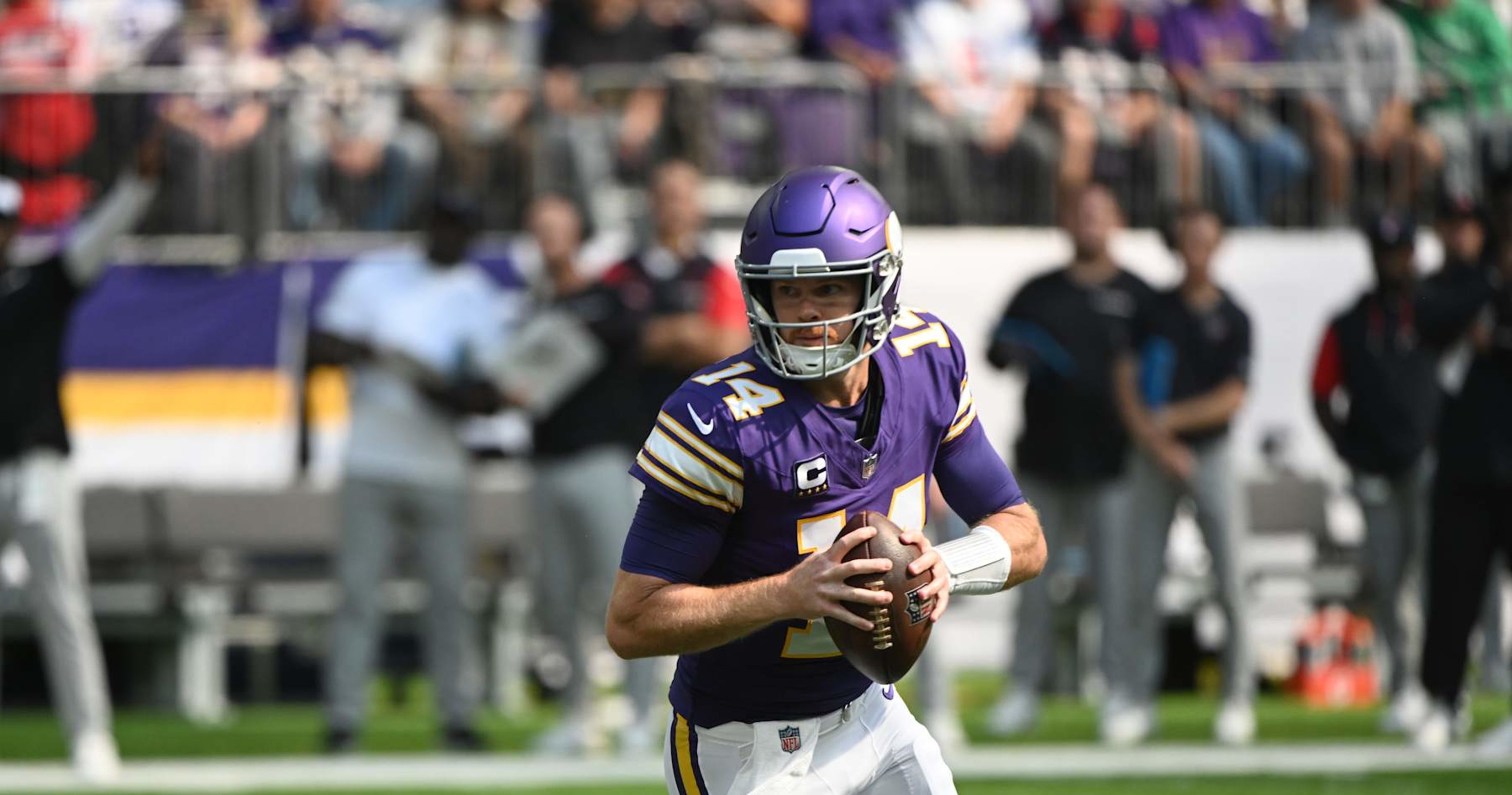 Vikings' Sam Darnold Impresses J.J. McCarthy, NFL Fans with 4 TDs in Win vs. Texans