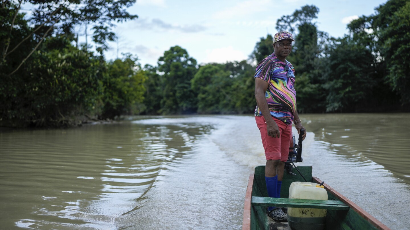 Colombia’s river guardians battle to protect the Atrato amid threats and abandonment