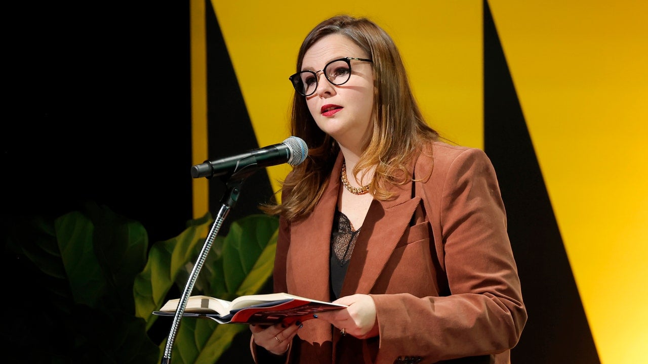 Amber Tamblyn Reads Didi Jackson