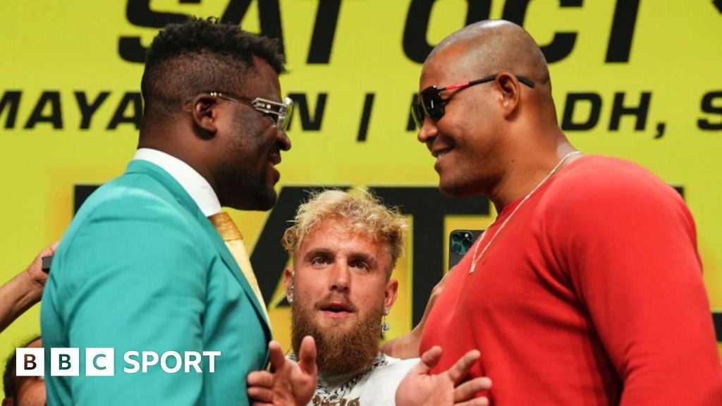 Ngannou lighter than Ferreira for 'battle of giants'