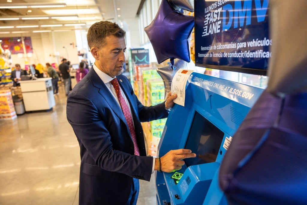 Supermarket kiosks installed for DMV business in Illinois