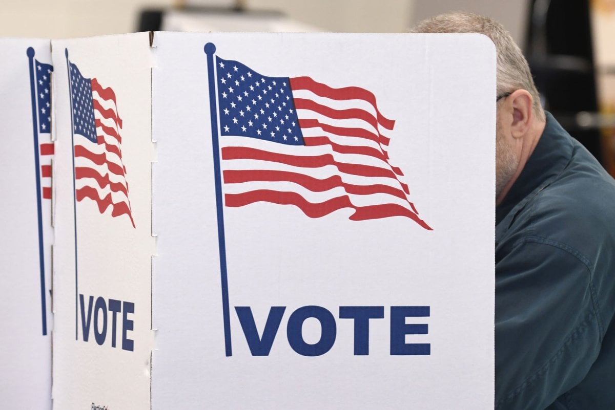 More than 353,000 North Carolina voters cast ballots in strong first day of early voting