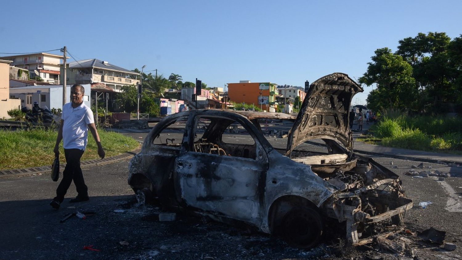 Le couvre-feu partiel en vigueur en Martinique est prolongé jusqu'à jeudi matin et étendu à un autre quartier de Fort-de-France, en raison des violences