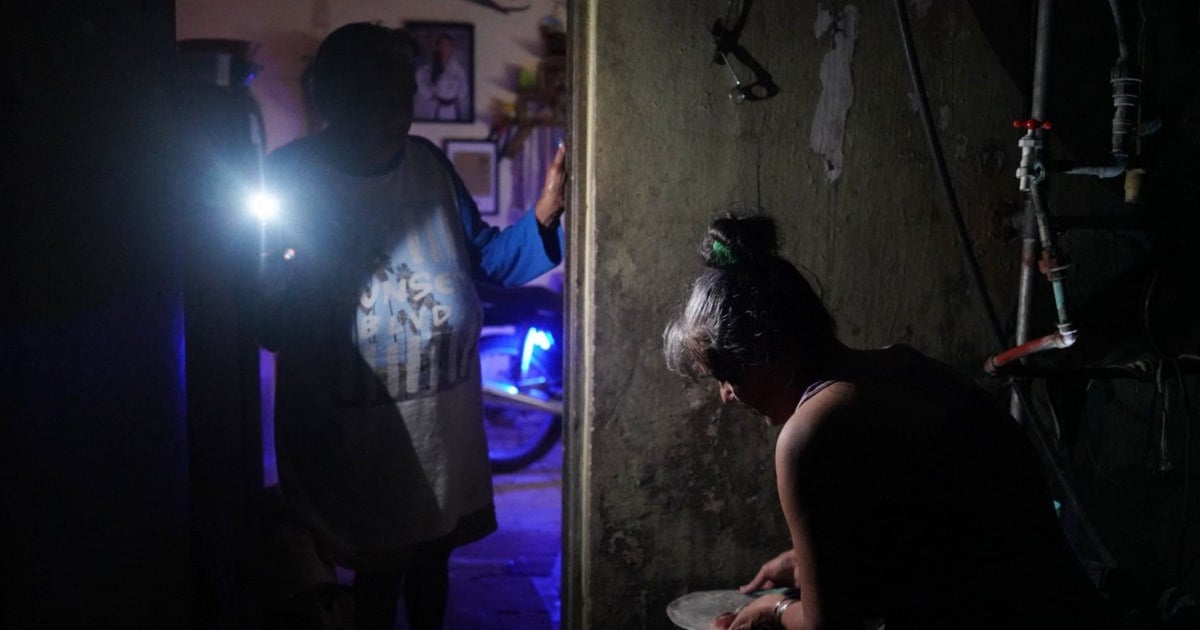 Cuba's electric grid collapses again while millions remain in the dark