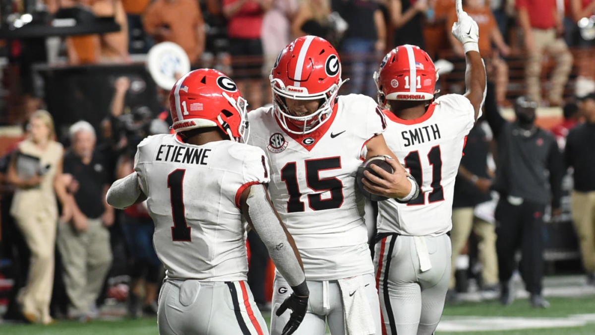 College football grades: Georgia gets an 'A+', Texas A&M earns 'C+' in Week 8 report card