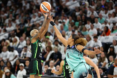 Despite Jonquel Jones’ Finals MVP Win, Nyara Sabally Wins Honorary Shoutout From NY Liberty Fans After Clutch Game