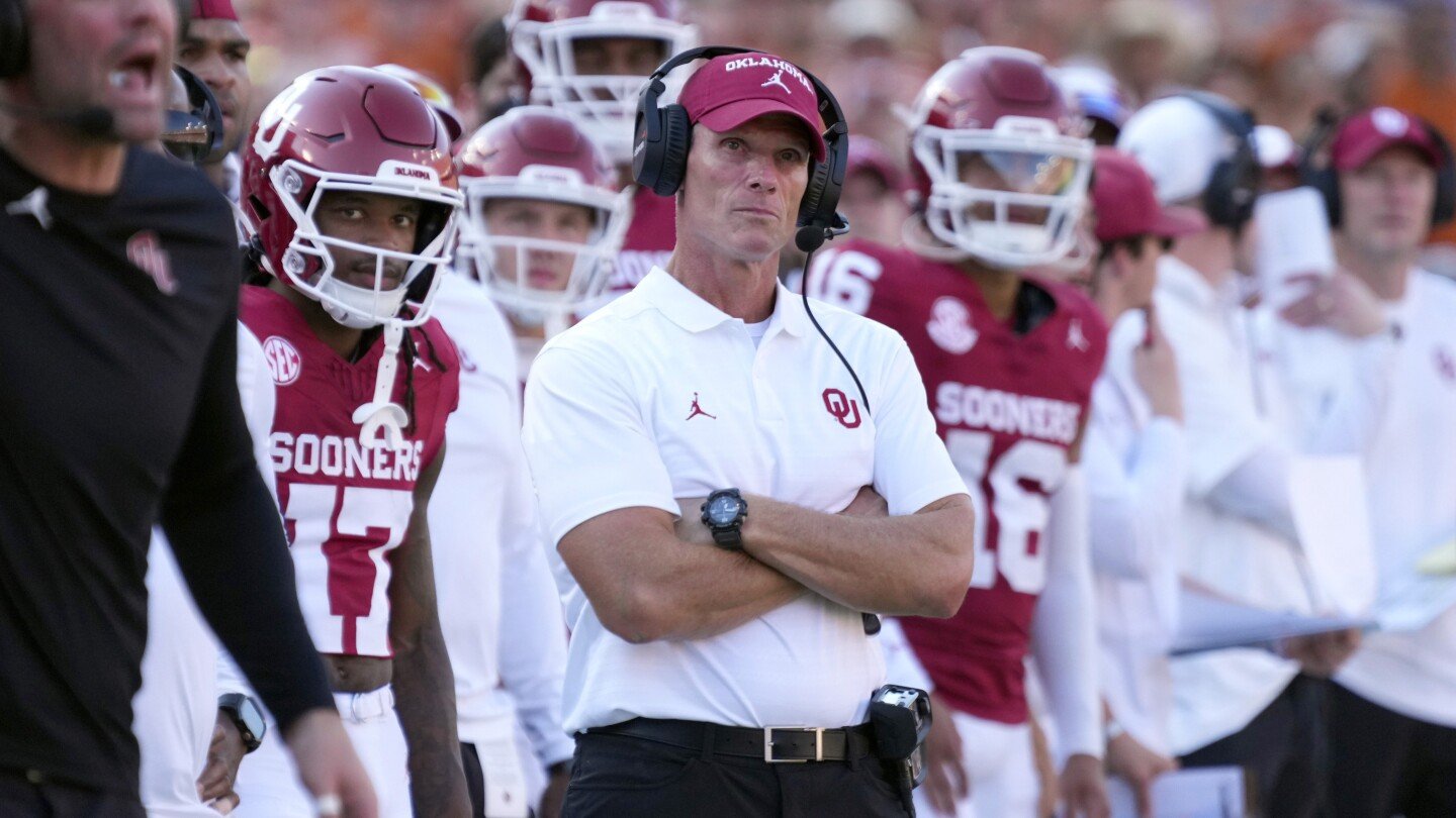 Oklahoma offensive coordinator Seth Littrell is fired after back-to-back poor outings