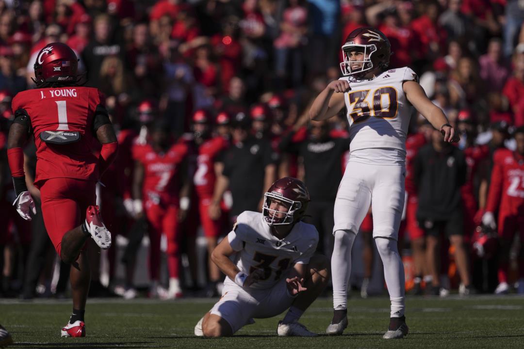 After Two Misses, Coach Announces Kicker Tryouts