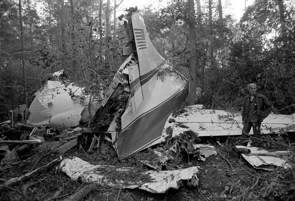 Today in History: Plane crash kills 3 members of Lynyrd Skynyrd