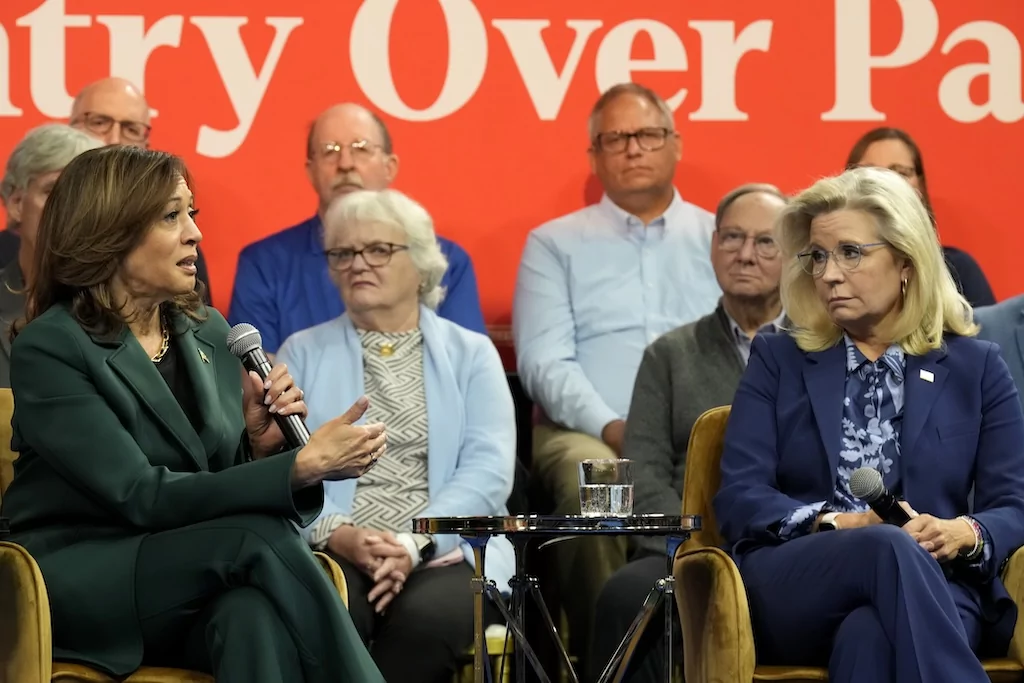 WATCH LIVE: Kamala Harris holds campaign event with Liz Cheney in Wisconsin