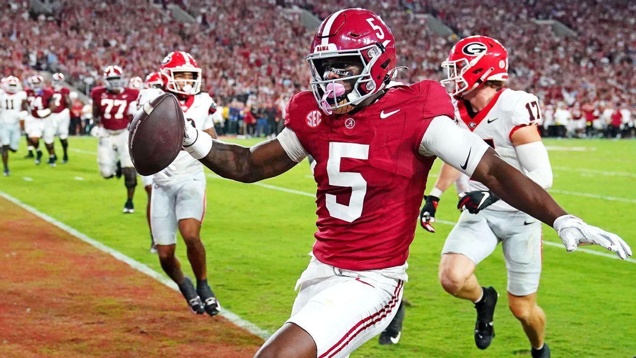 Bama blows 28-0 lead, escapes UGA on late TD