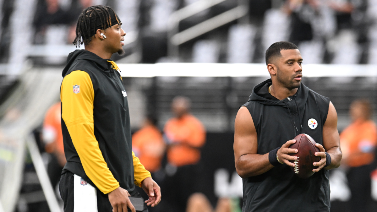 Mike Tomlin refuses to definitively name Steelers' starting QB between Russell Wilson and Justin Fields