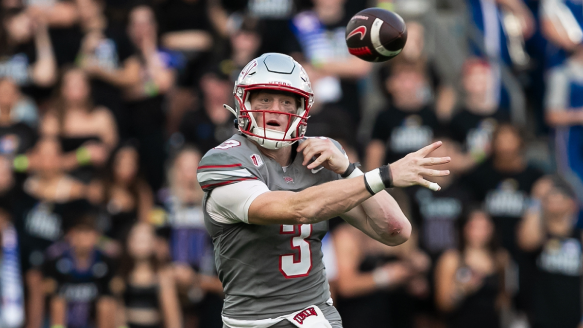 UNLV has stunning NIL-fueled QB exit; WNBA semifinals set; Presidents Cup preview