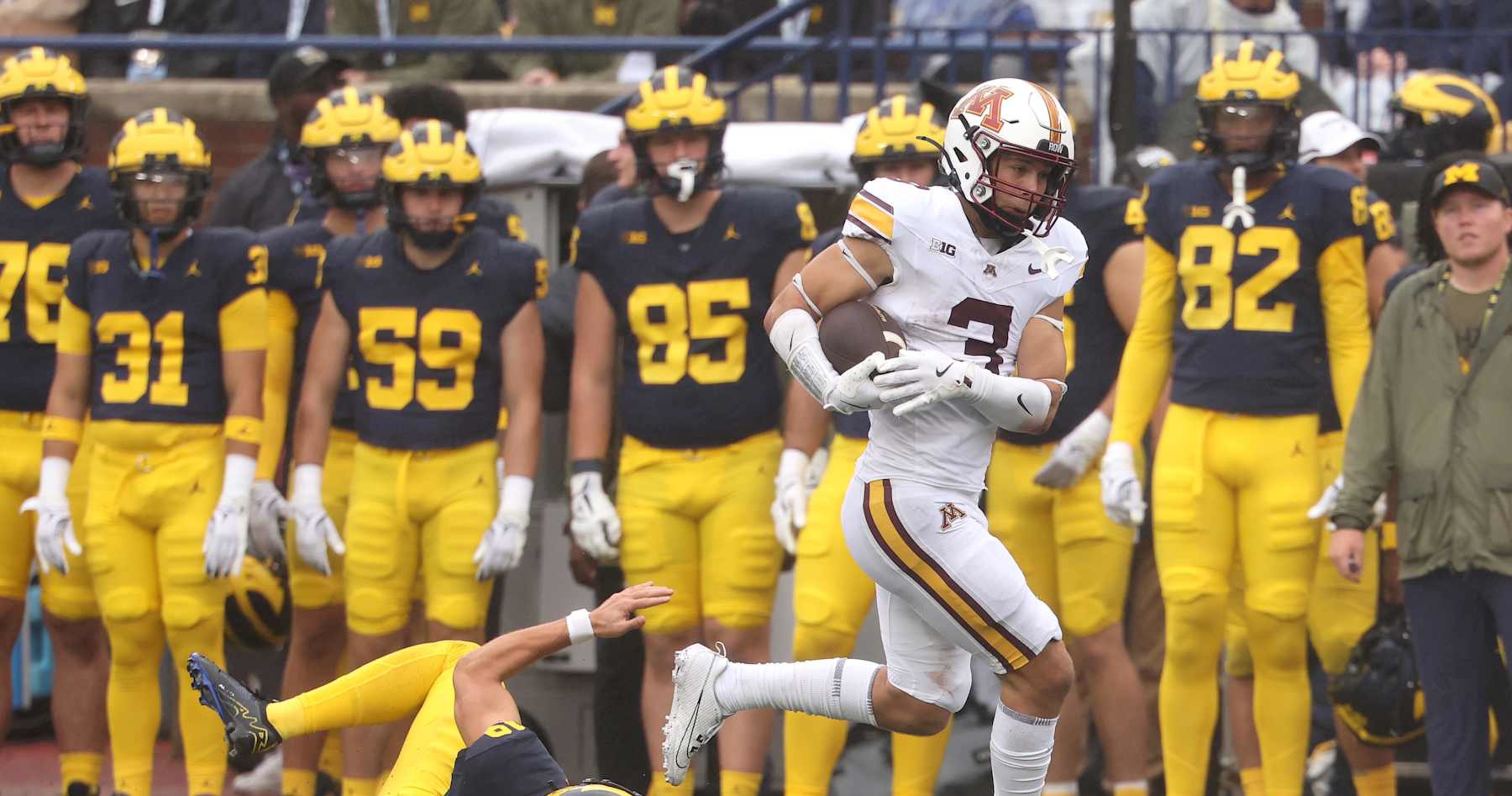 Big Ten Makes Immediate CFB Rule Change After Controversial Minnesota-Michigan Call