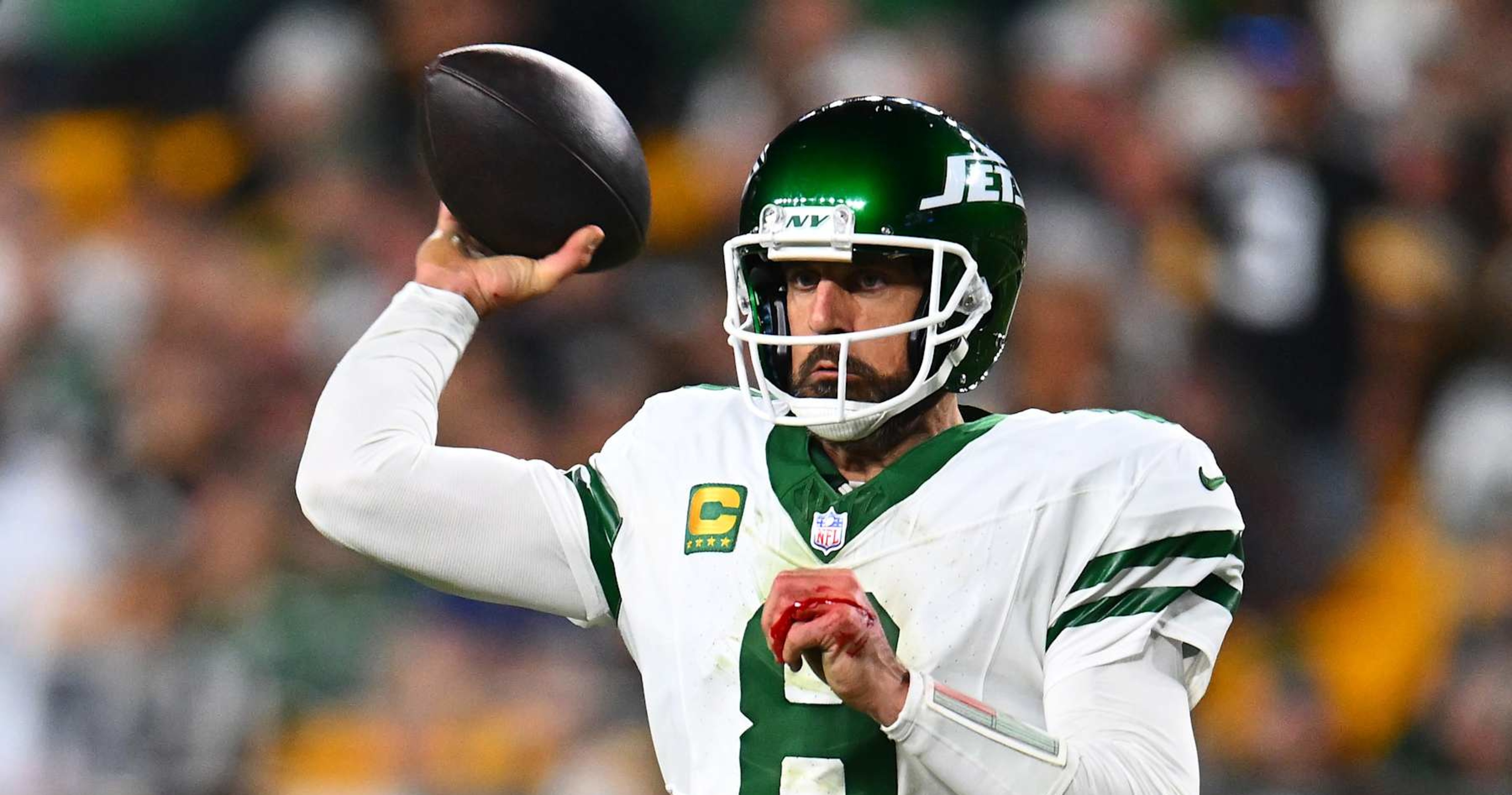 Aaron Rodgers Dealing with Hamstring, Knee, Ankle Injuries Before Jets vs. Patriots