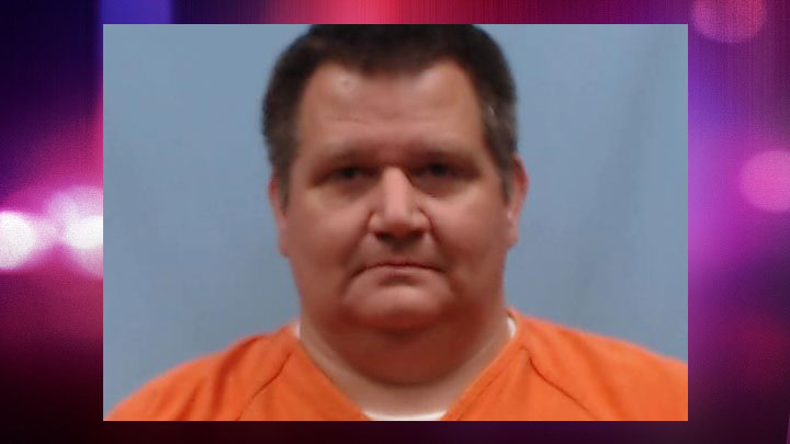 Arkansas pastor arrested, facing 100 counts of child pornography possession